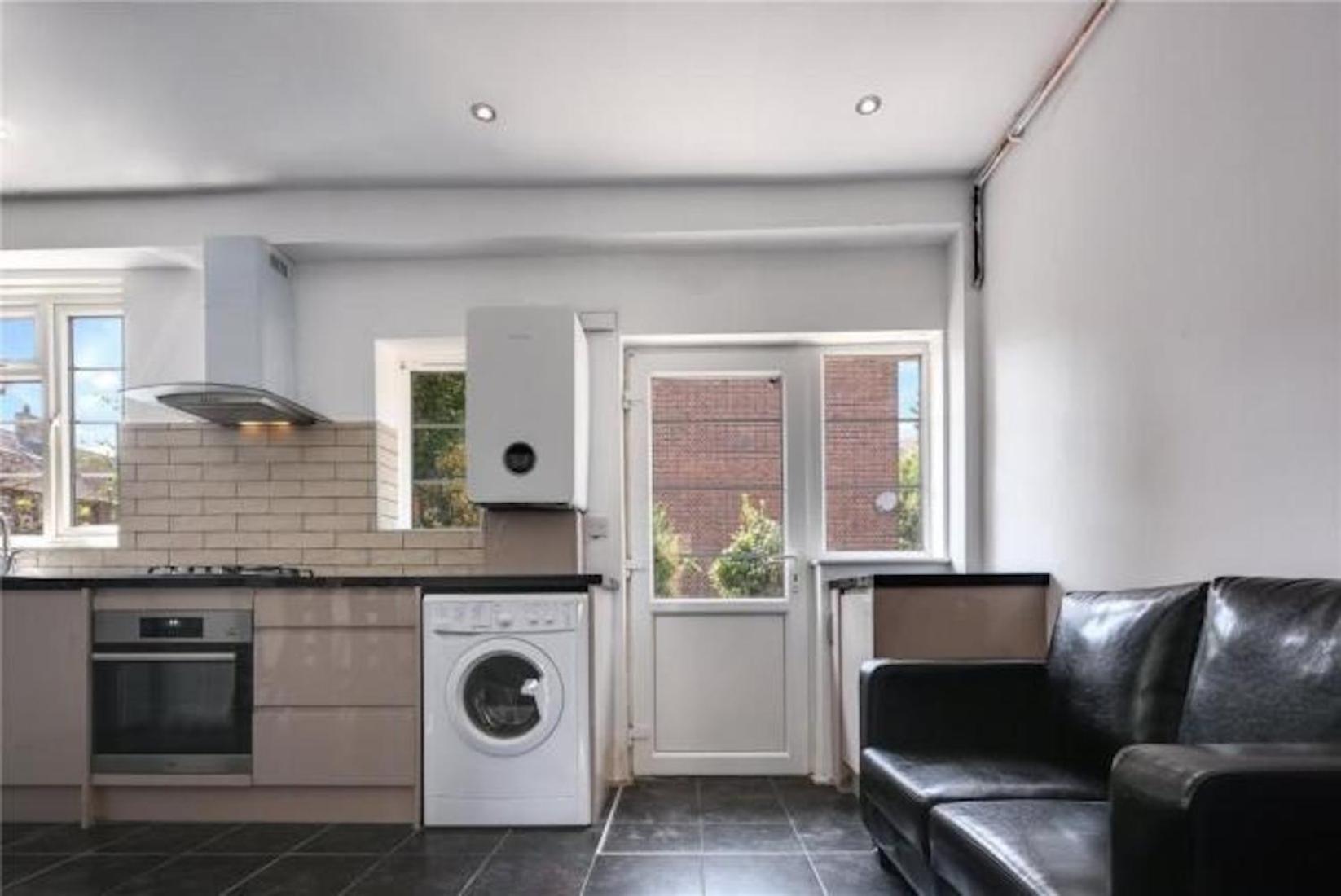 Limehouse Townhomes A Modern 4-bedroom 3-bathroom Townhome With A Private Garden * Londra